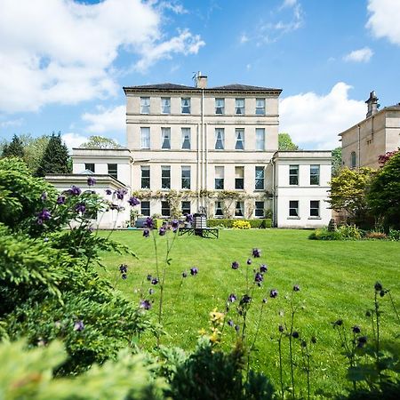The Ayrlington Guesthouse Bath Bagian luar foto The former Royal Samaritan Hospital